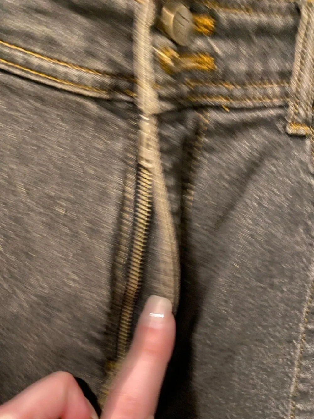 Anthropologie Pilcro Seamed Denim Shorts - Size 30 - Picture 6 of 12